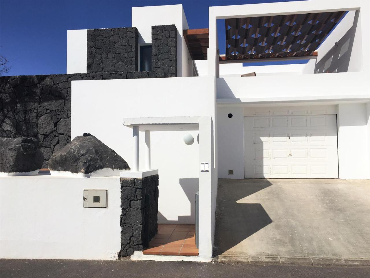 Villa Isora By Villalia بلايا بلانكا المظهر الخارجي الصورة